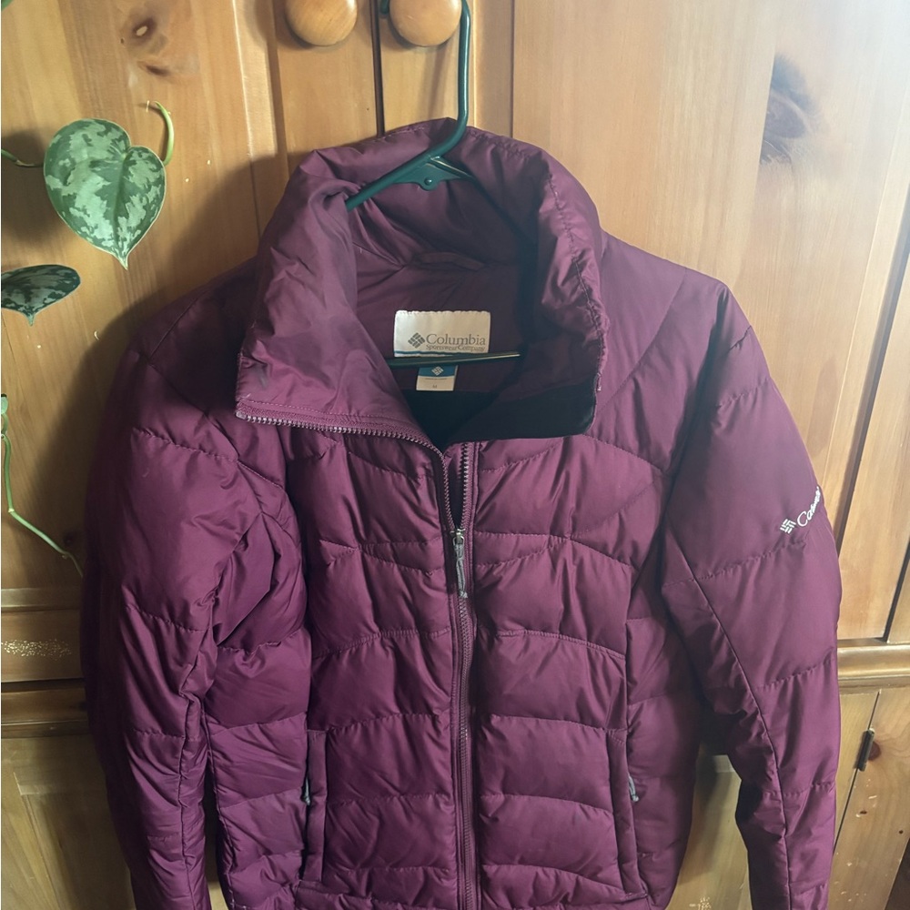 Columbia Women's Plum Puffer Jacket - Maroon / Purple